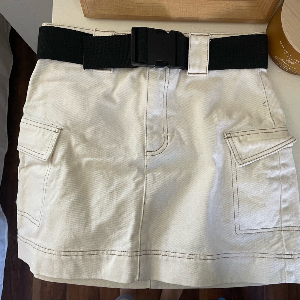 Pacsun ivory cargo skirt with belt